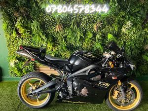 TRIUMPH DAYTONA 675 675 CC