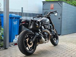 DUCATI SCRAMBLER ICON DARK BJ.22 DESMO SERV. FRISCH/VIEL ZUBEHÖR