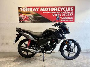 HONDA CB125F 1 OWNER FROM NEW 21 REG 5776 MILES LEARNER LEGAL GEARED BIKE
