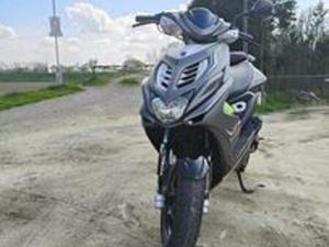 YAMAHA AEROX R SPORT 50 2 TEMPI