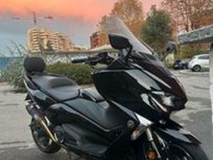 YAMAHA T MAX 530 - 2017