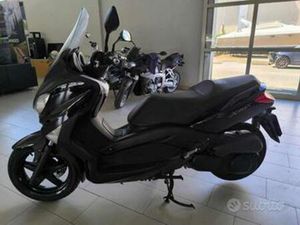 YAMAHA X-MAX 250 X