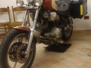 YAMAHA VIRAGO 750