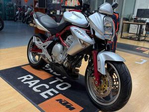 VENDO KAWASAKI ER-6N (2006 - 09) USATA A VILLORBA (CODICE 9879368) - MOTO.IT
