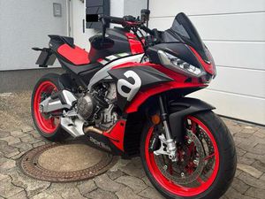 APRILIA TUONO 660
