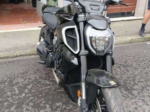 DUCATI XDIAVEL V4 NERO