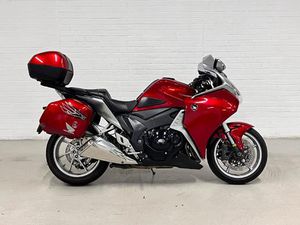HONDA VFR1200F 1237 CC