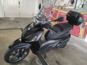 PIAGGIO BEVERLY 400 NERO