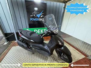 PIAGGIO BEVERLY 400 SPORT NERO