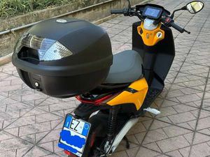 PIAGGIO PIAGGIO 1 ACTIVE GIALLO