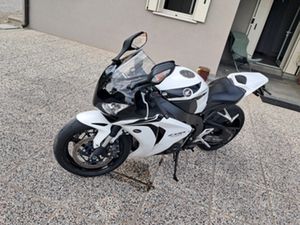 HONDA CBR 100 RR 2008