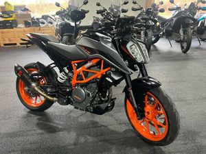 KTM 390 DUKE *AKRA*