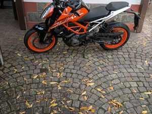 KTM 390 DUKE BJ. 2020/9.400 KM/TÜV NEU/REIFEN NEU