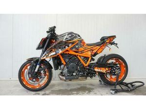 KTM 1290 SUPER DUKE R *AKRAPOVIC*