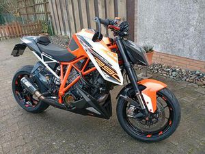 KTM 1290 SUPER DUKE R TOP GEPFLEGT