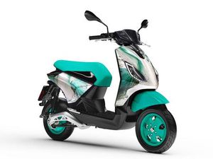 PIAGGIO 1 ACTIVE FENG CHEN WANG *SONDERPREIS*