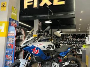 BMW F 900 XR DE 2024 = NOVA 3950 KMS 4 ANOS GARANTIA BMW FULL EXTRAS AGUALVA E MIRA-SINTRA