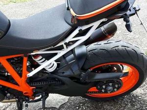 KTM 1290 SUPER DUKE R