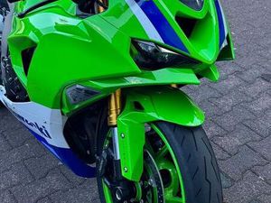 KAWASAKI ZX-6R ANNIVERSARY EDITION