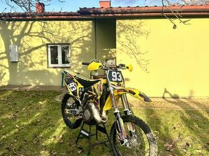SUZUKI RM 125 2T (CR, KX, TC, SX, YZ] BIALA RAWSKA