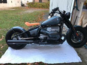 BMW R 18 CLASSIC BOBBER UMBAU (WUNDERLICH) WENIG KILOMETER!!!!!!