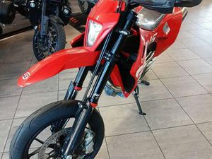 VENDO GASGAS SM 700 (2022 - 25) NUOVA A PIACENZA (CODICE 9815831) - MOTO.IT