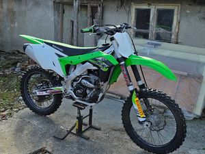 KAWASAKI KX 250F →