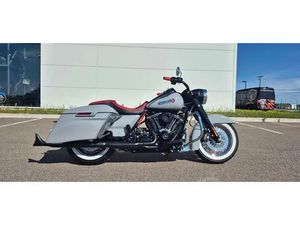 2024 HARLEY-DAVIDSON ROAD KING 114 CUSTOM