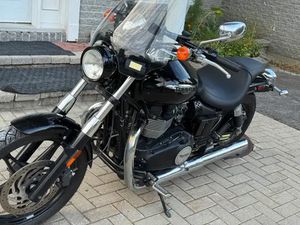MOTORCYCLE 2016 TRIUMPH SPEED MASTER