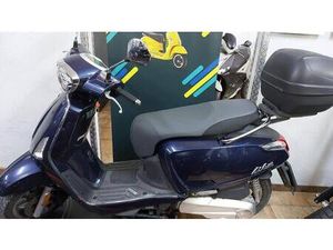 VENDO KYMCO LIKE 125 E4 (2017 - 19) USATA A GENOVA (CODICE 9879639) - MOTO.IT