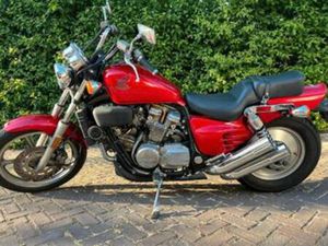 HONDA VF 700 C SUPERMAGNA (BJ 1990) — MOTOREN | HONDA — MARKTPLAATS