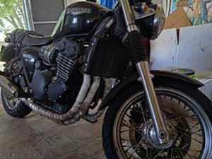 TRIUMPH LEGGENDA 900 TT