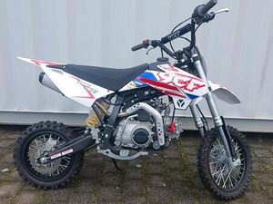 YCF PITEBIKE LAGERRAÜMUNG 88, 125,150 NEUFAHRZEUGE