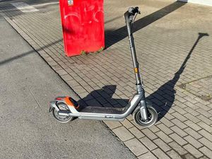 SEGWAY E SCOOTER P65D