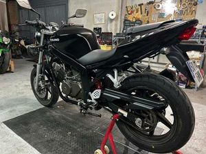 HYOSUNG - GT 125 COMO NUEVA!