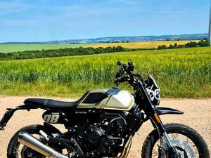 BRIXTON CROSSFIRE 500 XC SCRAMBLER TOP