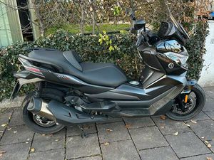 VOGE SR4 MAX LUXURY BAUGLEICH BMW C400 GT