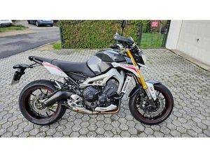 YAMAHA MT-09 STREET RALLY, GENERALÜBERHOLT, AKRAPOVIC