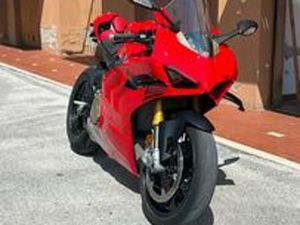 DUCATI PANIGALE V4S 2022