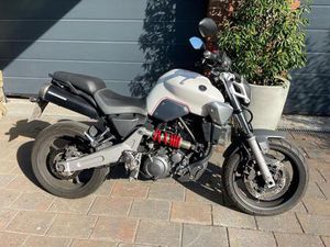 YAMAHA MT03