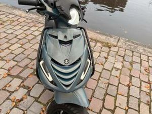 PIAGGIO ZIP 80CC — SCOOTERS | PIAGGIO — MARKTPLAATS