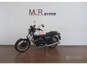 MOTO GUZZI V7 SPECIAL
