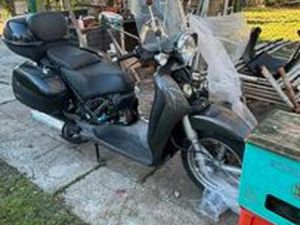 SCOOTER APRILIA SCARABEO 250