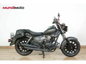 KEEWAY SUPERLIGHT 125 - MUNDIMOTO