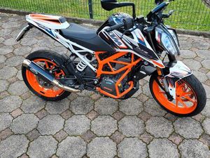 KTM 390 DUKE