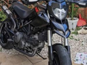 DUCATI HYPERMOTARD 796 CARBON LOOK DEPOTENZIATA A2