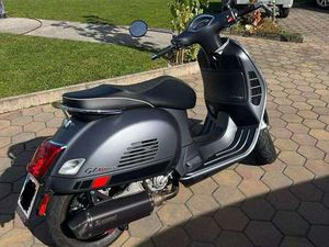 300 SUPER I.E. ABS AKRAPOVIC