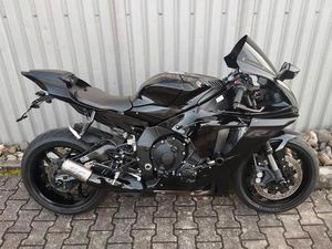 YAMAHA YZF-R 1 | RN65