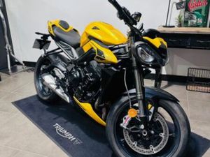 TRIUMPH STREET TRIPLE 765 RS 2023 765 CM3 | MOTO ROADSTER | 9 346 KM | JAUNE | 91310 MONTLHERY