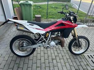HUSQVARNA SUPER MOTARD 125